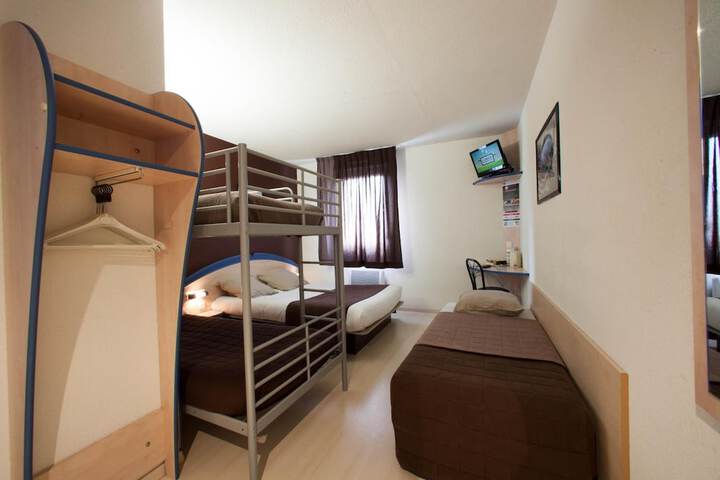 Room 20 of 47