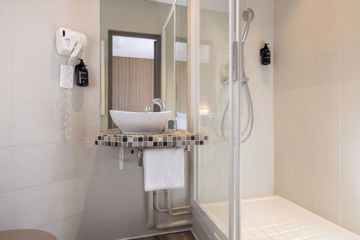 Bath Interior