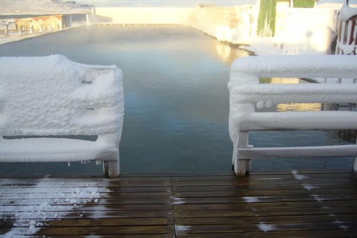 Pool 30 of 65