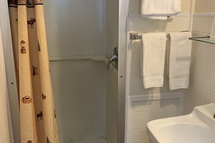 Room 43 of 48