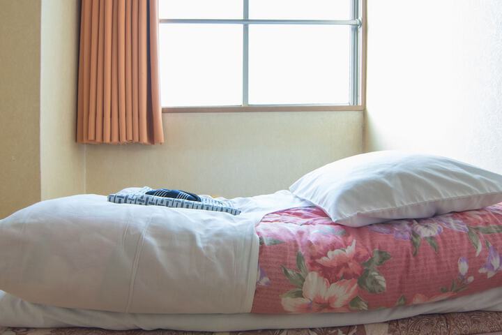 Room 13 of 41