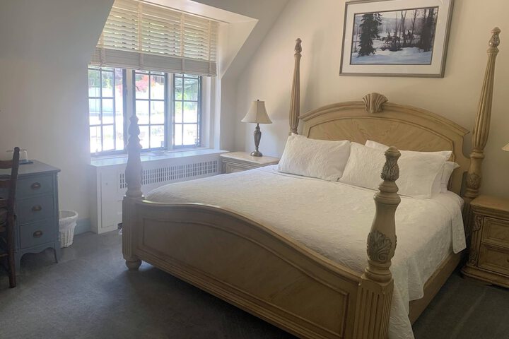 Room 26 of 118