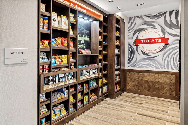 Snack bar