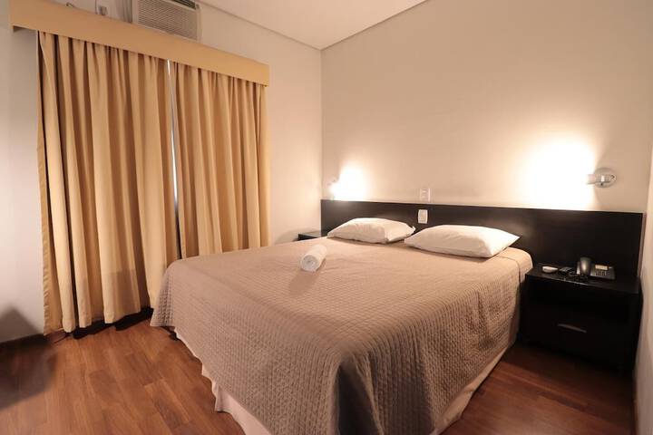 Room 7 of 32