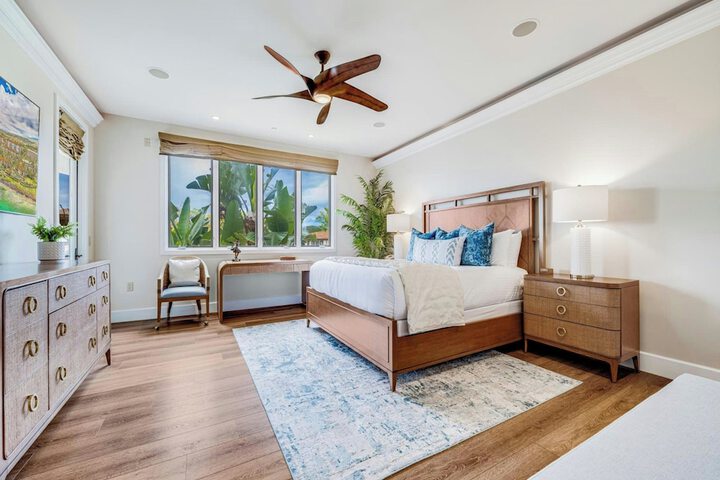 Room 15 of 1000