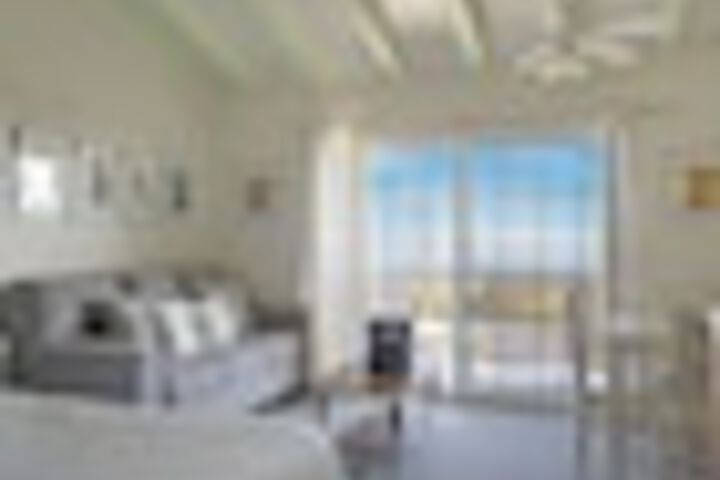 Room 425 of 663