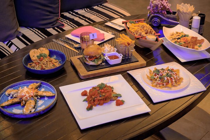 Dining 49 of 92