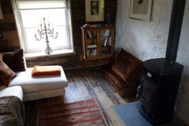 Room 11 of 13