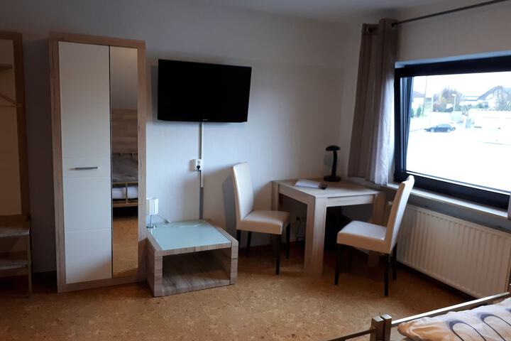 Room 9 of 29