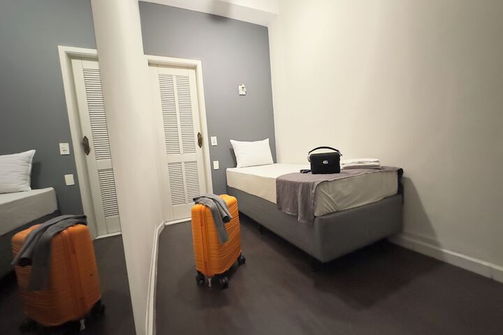 Room 12 of 43