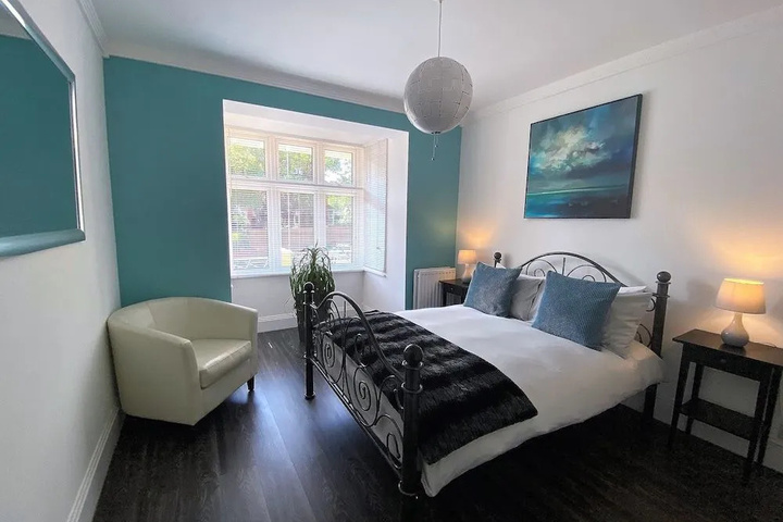 Room 3 of 17