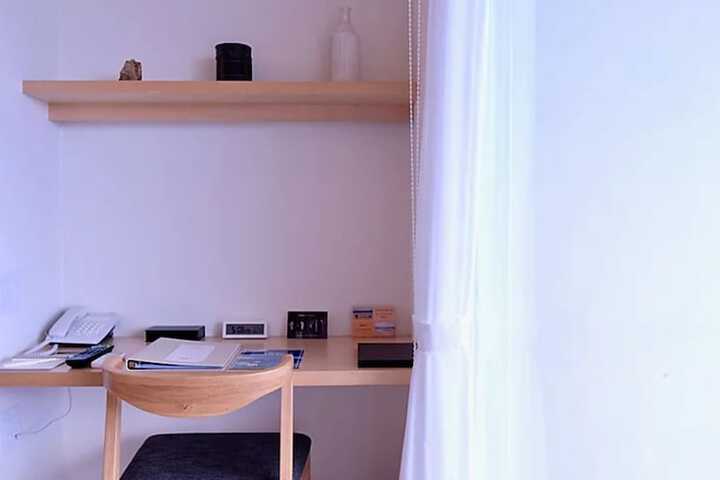Room 7 of 72