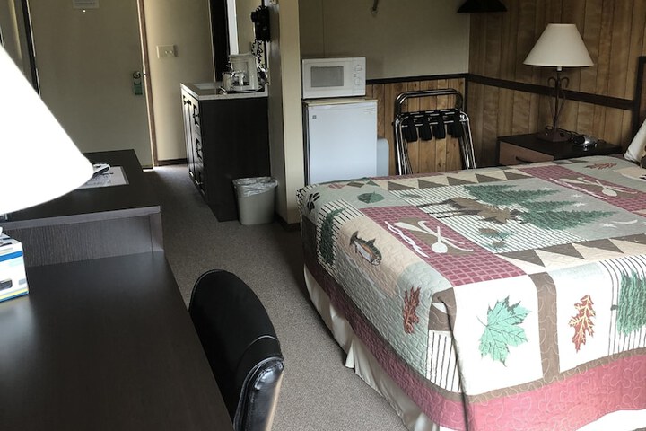 Room 9 of 45