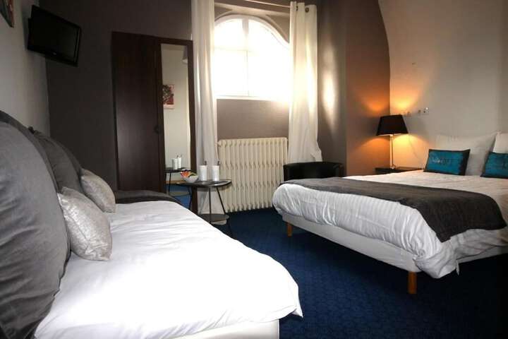 Room 14 of 49