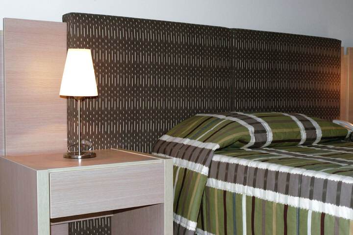 Room 23 of 74