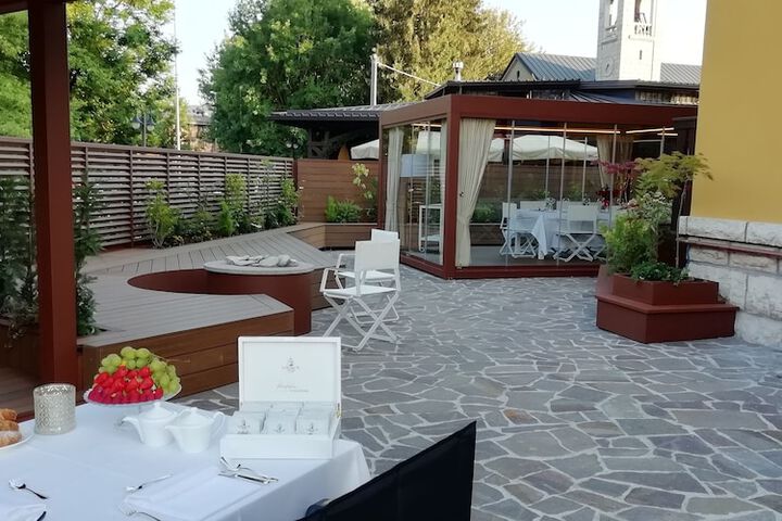 Terrace/Patio 55 of 98