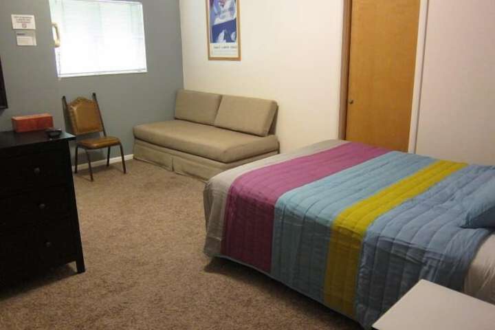 Room 6 of 31