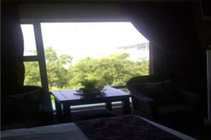Room 16 of 26
