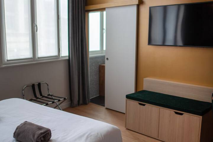 Room 19 of 47