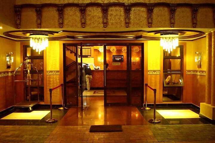 Big five hotel