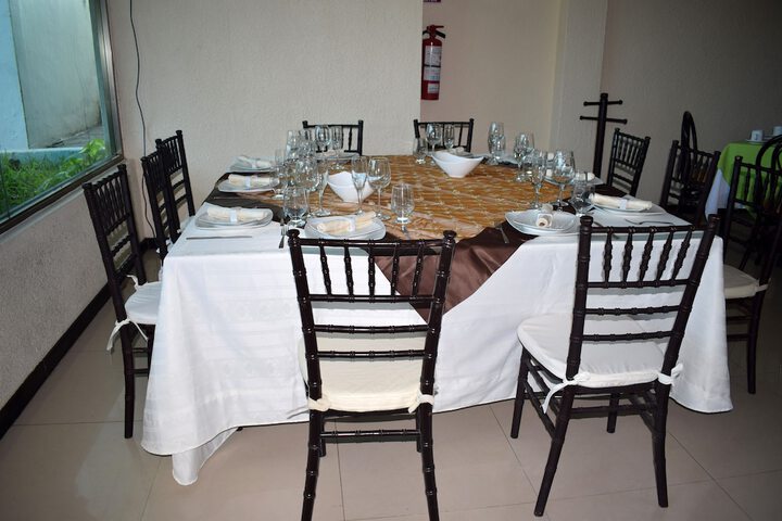 Dining Photos