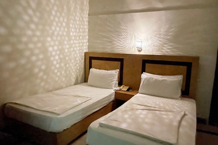 Room 31 of 67