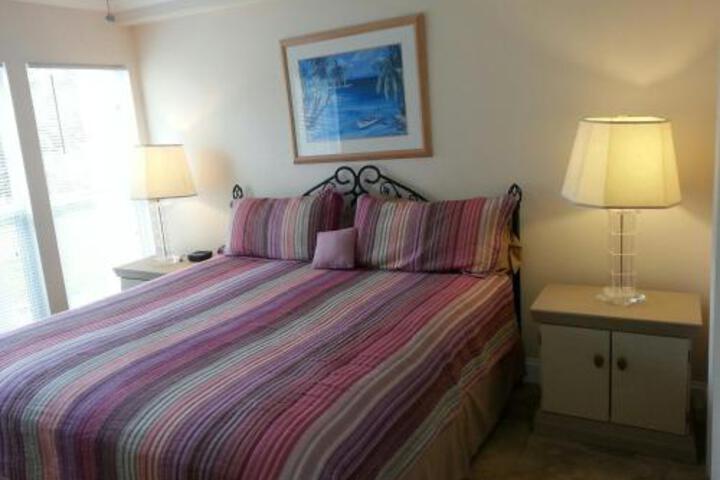 Florida apartment in Sarasota, FL