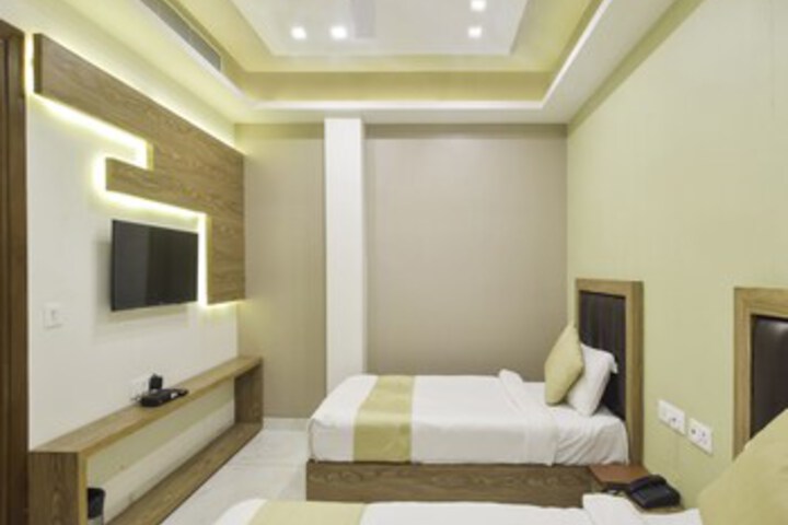 Room 14 of 23