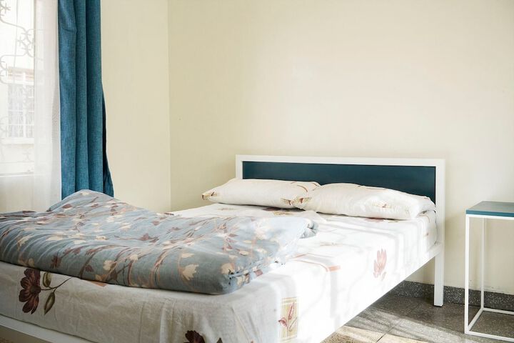 Room 6 of 15