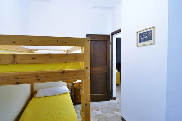 Room 2 of 12