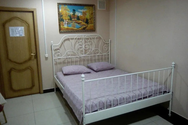 Room 2 of 22