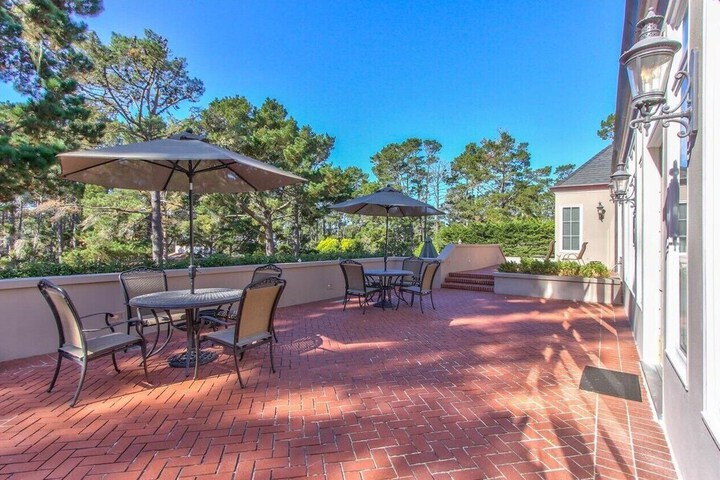Terrace/Patio 29 of 50