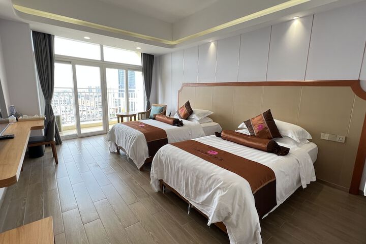 Room 7 of 37