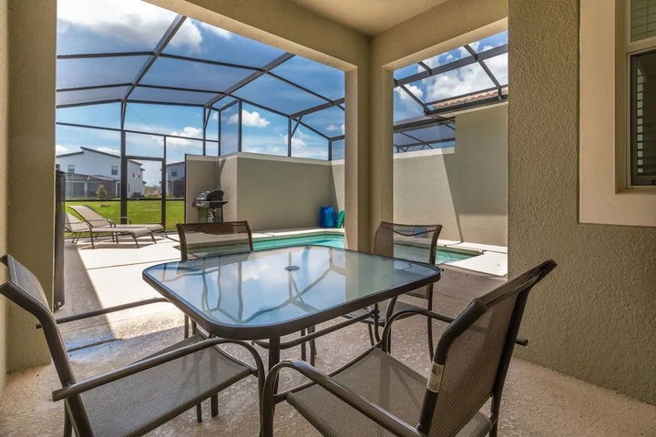 Terrace/Patio 8 of 27
