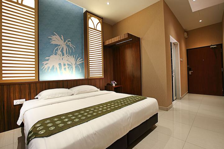Room 16 of 41