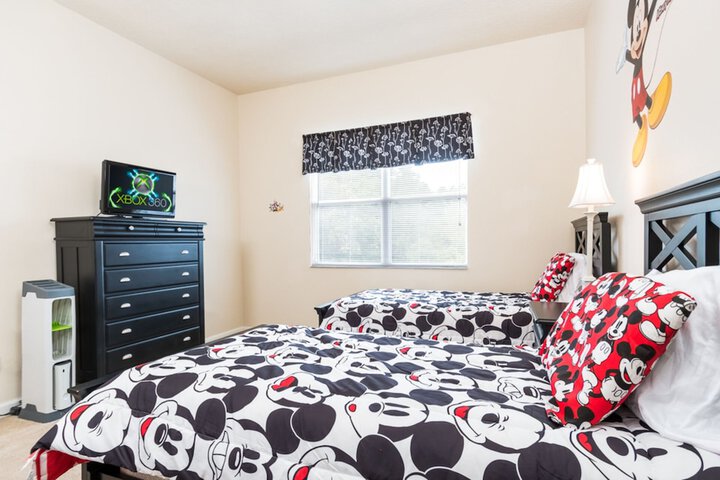 Room 7 of 49