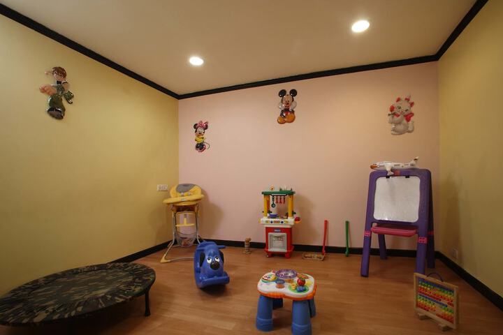 Childrens Activities 25 of 79