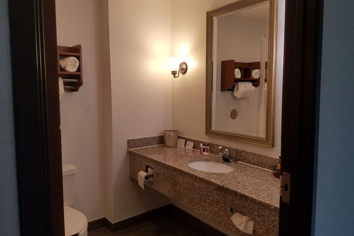 Room 46 of 90