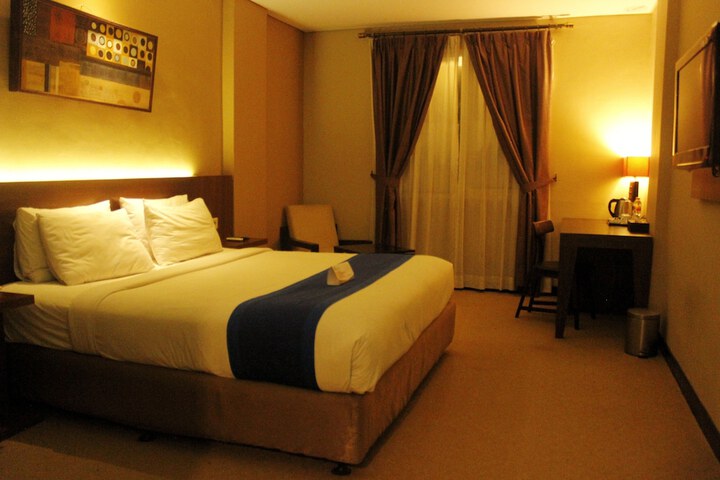 Room 5 of 22