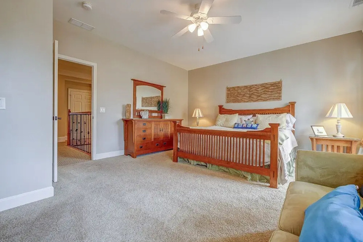 Room 3 of 27