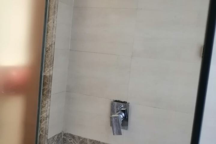 Room 137 of 181