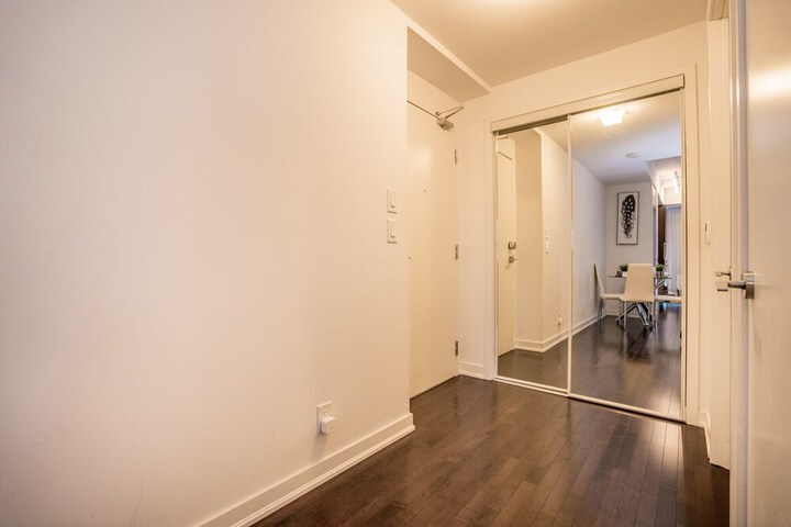 Room 26 of 45
