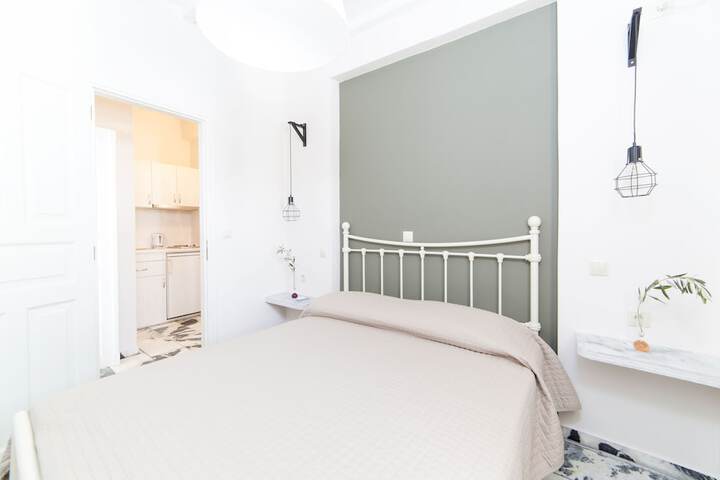Room 3 of 50