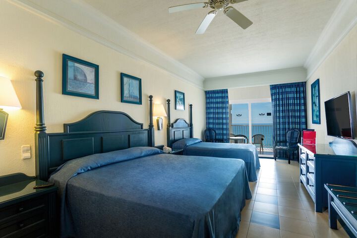 Room 34 of 130