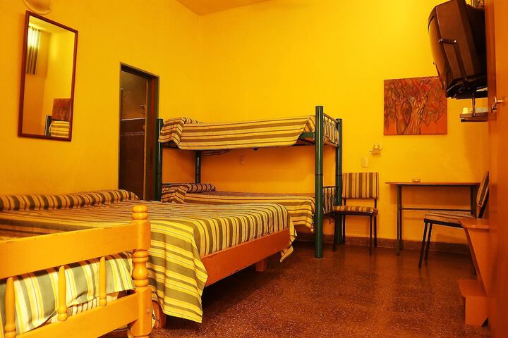 Room 3 of 10