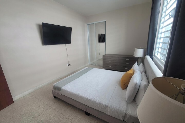 Room 11 of 31