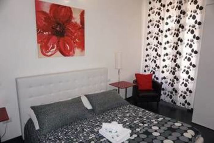 Room 9 of 24