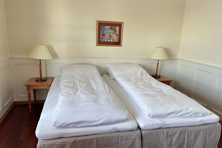 Room 15 of 46