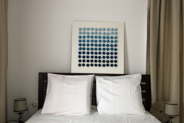 Room 2 of 45