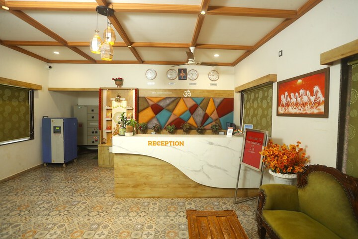 Hotel Interior 4 of 65